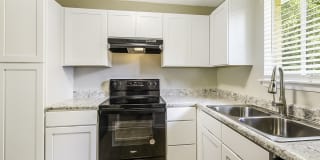 Pine Ridge Apartments Gallery 1