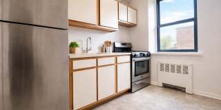 10 Franklin Avenue Gallery 3