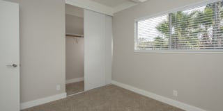 Monterey Townhouse Gallery 50