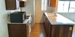 Charming 2 Bedroom-2Bath Condo in Garden Grove! Gallery 13