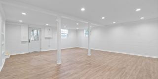 Pet Friendly Renovated Three Bedroom with Basement! Gallery 25