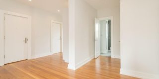 Large 2 bed in Porter Square Gallery 8
