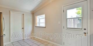 1125 Burgoyne St. Gallery 11