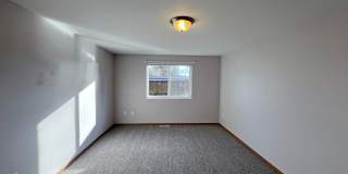 Price Drop!-Exceptional 2200 sq ft Three Bedroom 2 Bath Rambler in Fed Way - with A/C Gallery 19