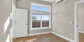 2034 N FRONT Street Gallery 18