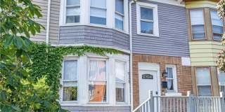 936 W Ferry Street Gallery 1