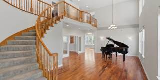 1775 Red Robin Place Gallery 2