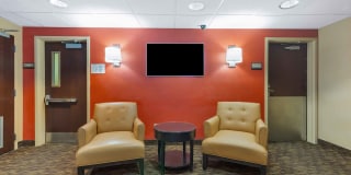 Baltimore - BWI Airport - Aero Dr. Gallery 10