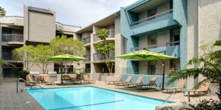 eaves Old Town Pasadena Gallery 17