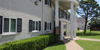 Old South Apartments Gallery 7