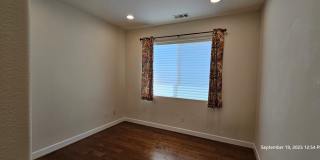 Beautiful Newer Rice Ranch Single Story Home in Orcutt Gallery 20