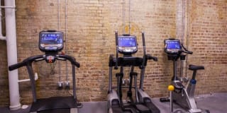 DH Holmes Gallery 21