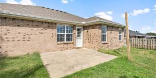 1002 Applewood Circle Gallery 22