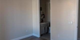 92 Lake Oasis Street Gallery 16