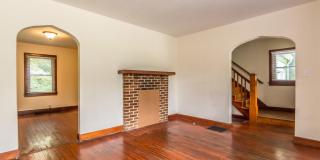 311 N Jefferson - 5Bed/2Bath - Located On-Campus! Gallery 10