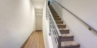 2111 North Cahuenga Boulevard Gallery 5