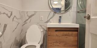 555 Gorge Road Gallery 11