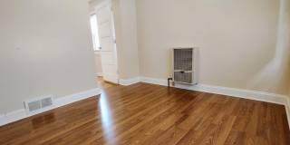 2435 W Balmoral Avenue Gallery 16