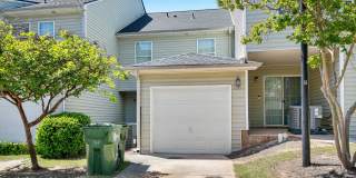 Modern Living in the Heart of SW Atlanta! Gallery 17