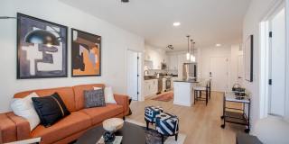 Taryn at 401 Gallery 23