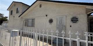 2712 W Hellman Gallery 1