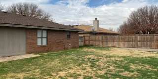 Cozy 3/2/2 Brick Home! Available September!! Gallery 52