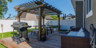 2734 Riverhead Dr Gallery 1