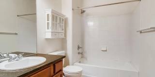 Beautiful 2 Bed/2 Bath Condo with Private Balconies, Pool Access & Golf Course Community Gallery 12