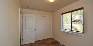 3 bed 2 bath rancher duplex (stainless appliances & granite counters) 3 bed 2 bath rancher duplex (stainless appliances & granite counters) Gallery 19