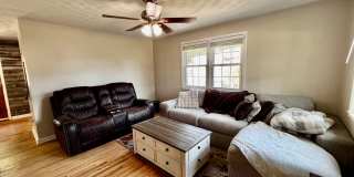 Charming 3 bedroom located in the heart of Chesapeake Gallery 11