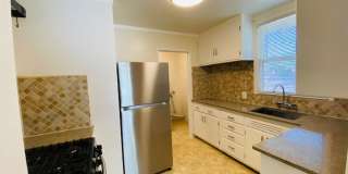 Gorgeous 1BD/1BA, Single-Story Unit in a Charming 4-Plex Near Downtown Lafayette- Available NOW! Gallery 14