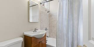 904 S Marengo Ave Gallery 17