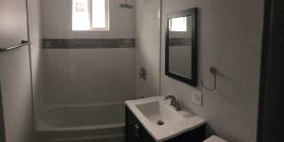 922 N Summit Avenue Gallery 11