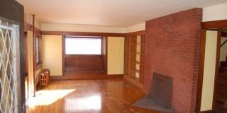 The Lamp House - 4 Br., 3 Bath Home  Available 8/15/2026-8/14/2027 Gallery 6