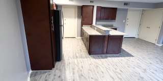 20301 Shelburne Road Gallery 1