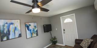 335 North Gregg AvenueUnit #B Gallery 4