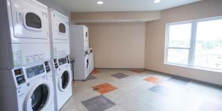 Broadway Flats Gallery 28