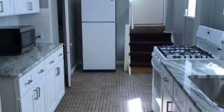 7 Bedroom 3 Bathroom Unit with Updates! Available May 16th 2026 Gallery 5