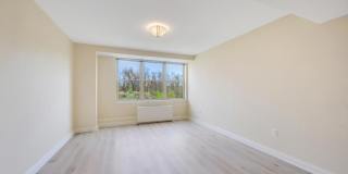 300 E Overlook Gallery 2