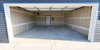 3 Bed 2.5 Bath Townhome! Gallery 34
