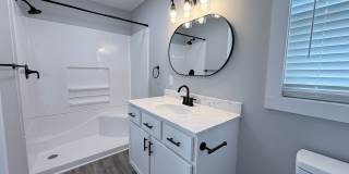 Newly Renovated 3 Bedroom 2 Bath w/ Flex Room Located in a Sought-after Neighborhood! Gallery 30