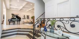 941 North Norman Place Gallery 2