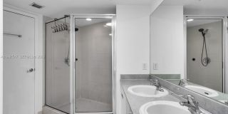 1881 79th St Cswy Gallery 15