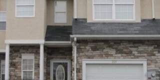 221 Maple Ct Gallery 1