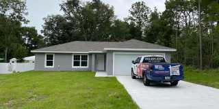 Custom Home - Desirable SW Ocala Neighborhood 3/2/2 **Won't Last** Gallery 1