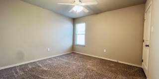 PRE-LEASING! 3/2/2 Located in Lubbock-Cooper ISD Gallery 8