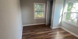 Charming Historic Duplex In the Heart if Savannah's Historic District Gallery 18