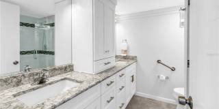 6020 SHORE Boulevard S Gallery 35