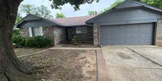 Wonderful east Norman home! Three bed, two bath, two car garage, fully fenced yard! Gallery 1