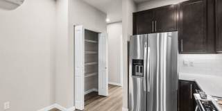 3bd/2.5ba Lynnwood Townhome Gallery 8